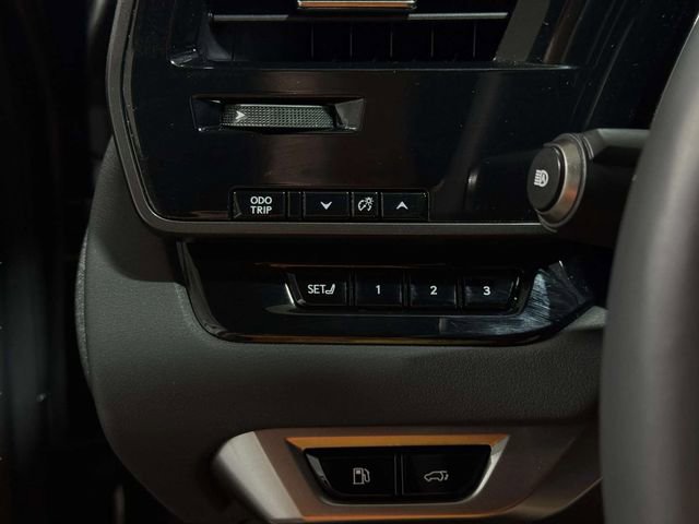 Used 2025 Lexus RX 350 Premium w/ Convenience Package image 21