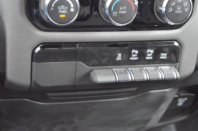 New 2026 RAM 1500 Big Horn AWD/4WD image 26