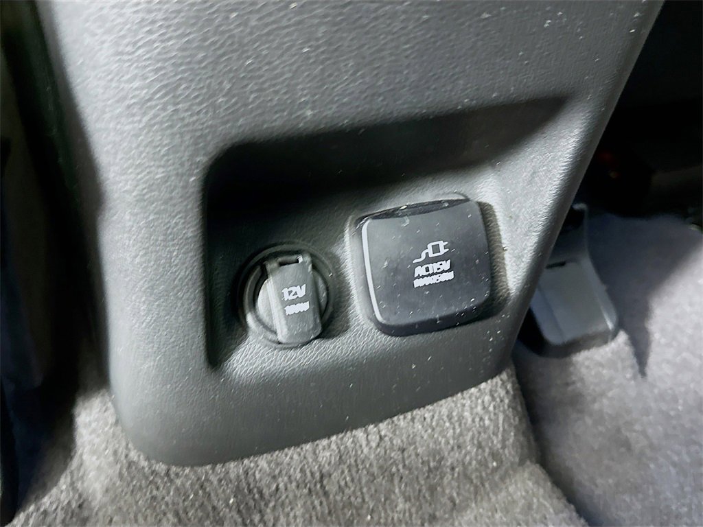 Certified 2024 Kia Telluride SX Prestige w/ Towing Package image 9