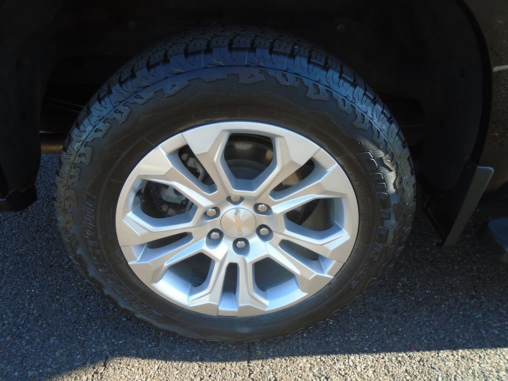 Used 2023 Chevrolet Silverado 1500 LTZ w/ LTZ Premium Package image 19