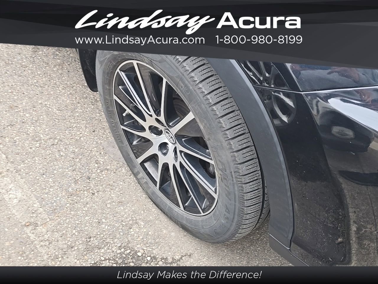 Used 2018 Toyota Highlander SE image 14