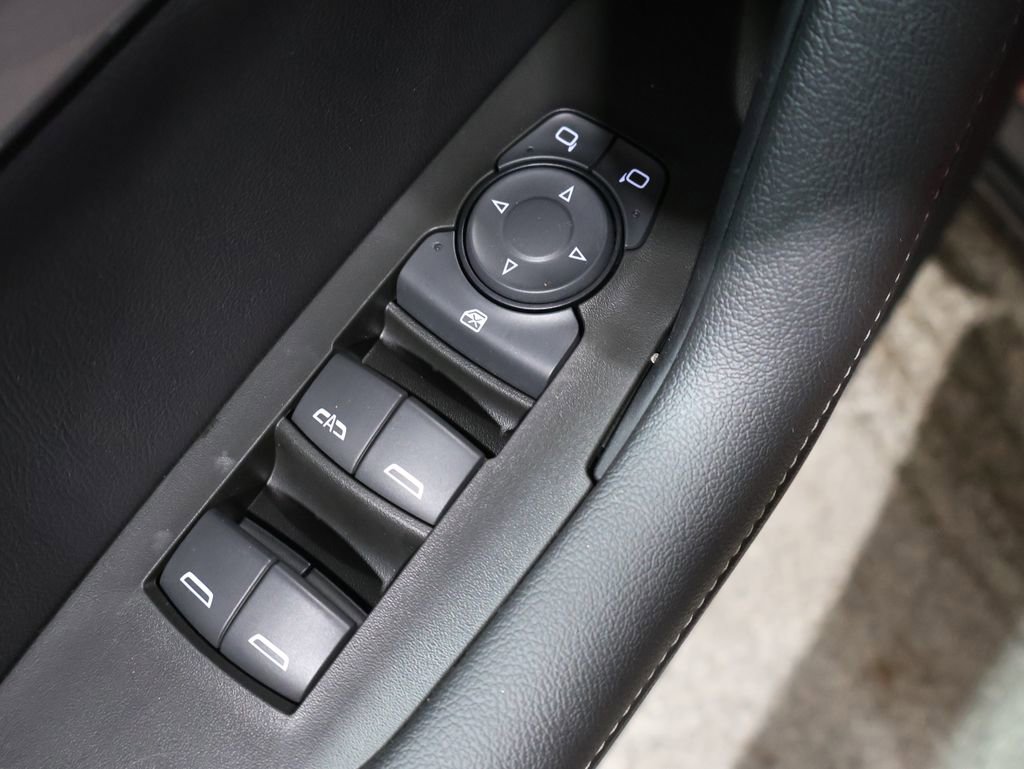 Used 2023 Chevrolet Blazer LT w/ LPO, Black Grille Bar Package image 14