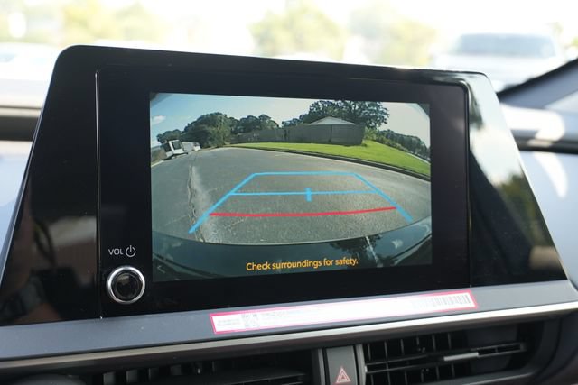 Used 2026 Toyota Prius Plug-In Hybrid FWD image 33