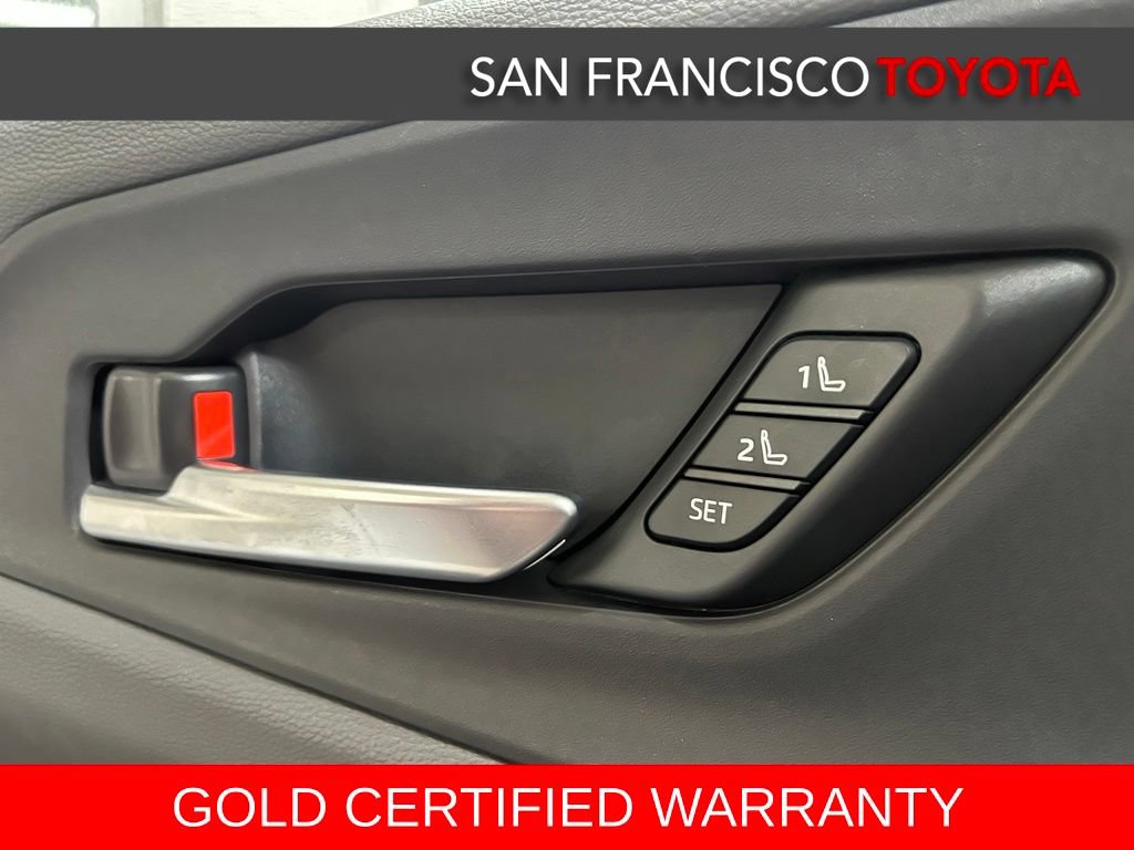 Used 2024 Toyota Prius Limited w/ Limited Premium Package FWD image 37