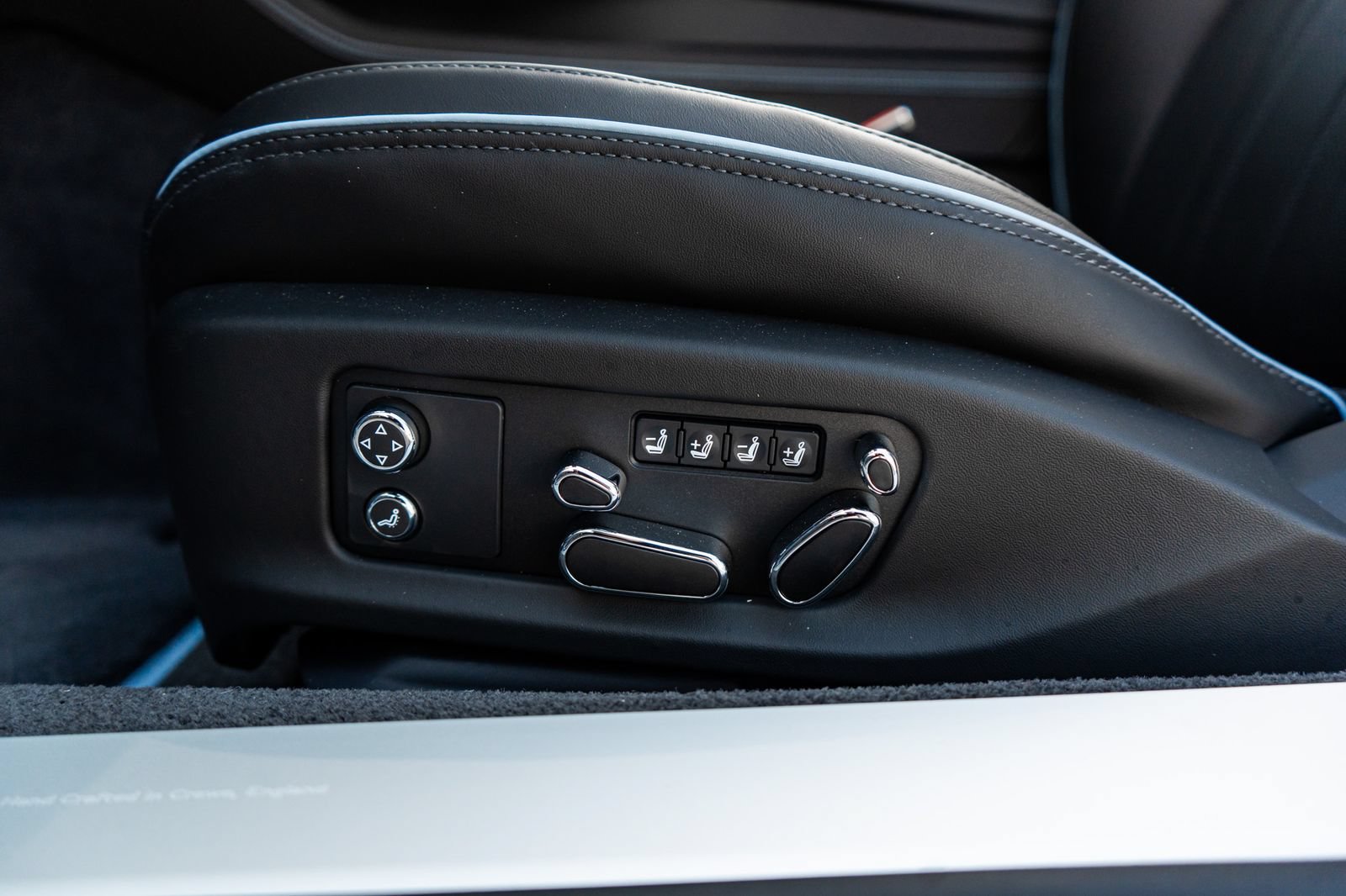 Certified 2026 Bentley Continental GTC AWD/4WD image 26