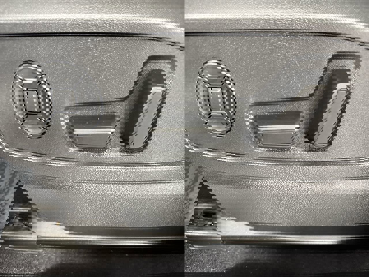 Used 2025 Audi Q5 Premium Plus w/ Premium Plus image 28