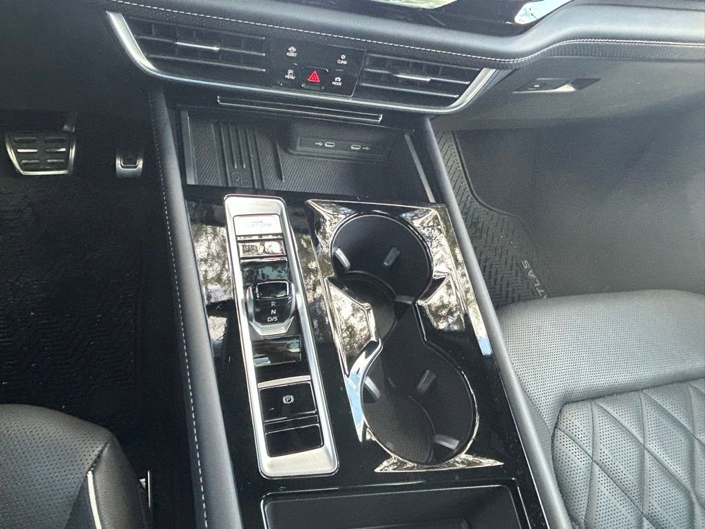 Used 2025 Volkswagen Atlas Cross Sport SEL Premium R-Line image 58