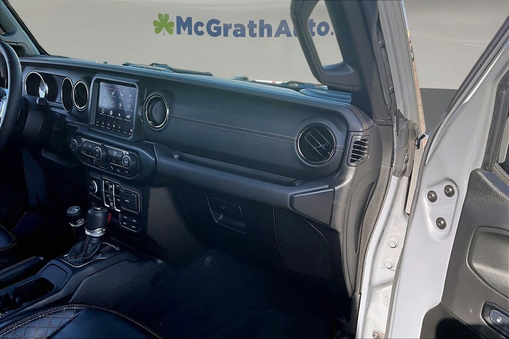 Used 2023 Jeep Wrangler Unlimited Sahara AWD/4WD image 25