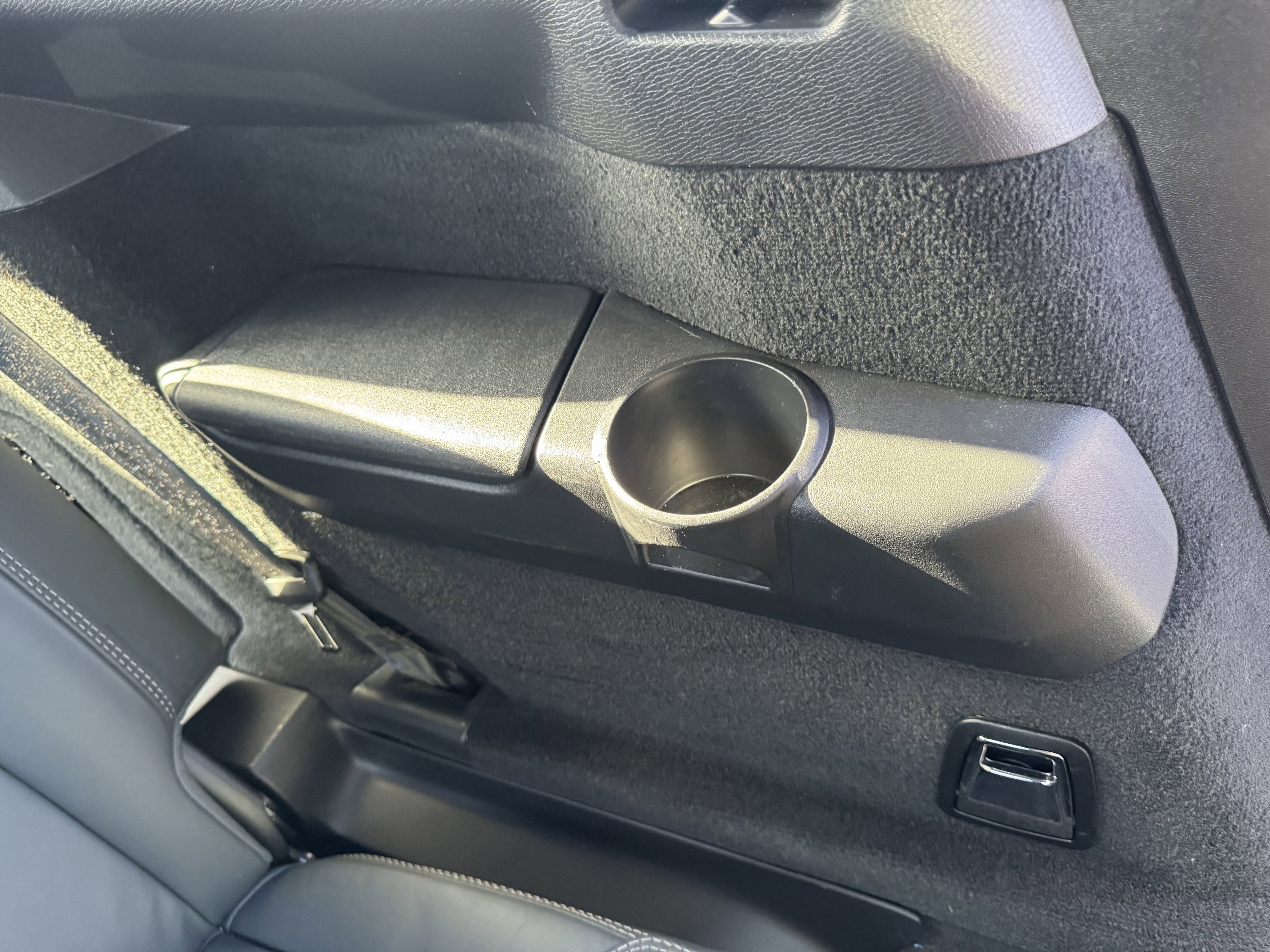 Used 2024 Volvo XC90 T8 Ultimate w/ Lounge Package image 44