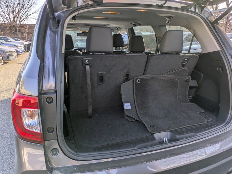 Used 2022 Honda Pilot Special Edition image 3
