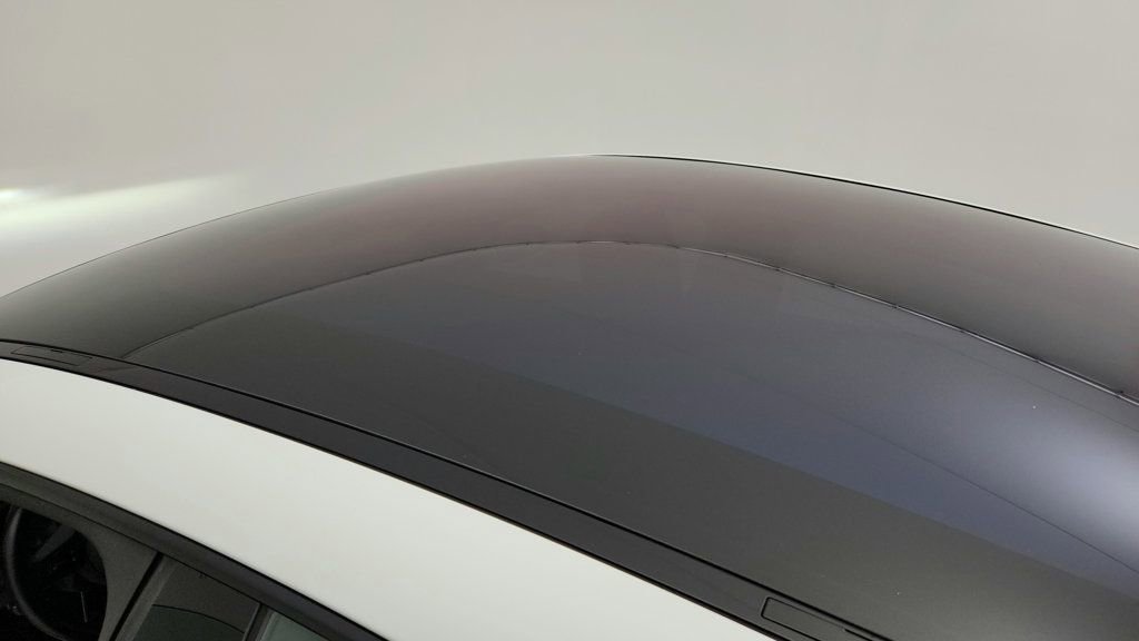 Used 2020 Porsche Taycan image 10