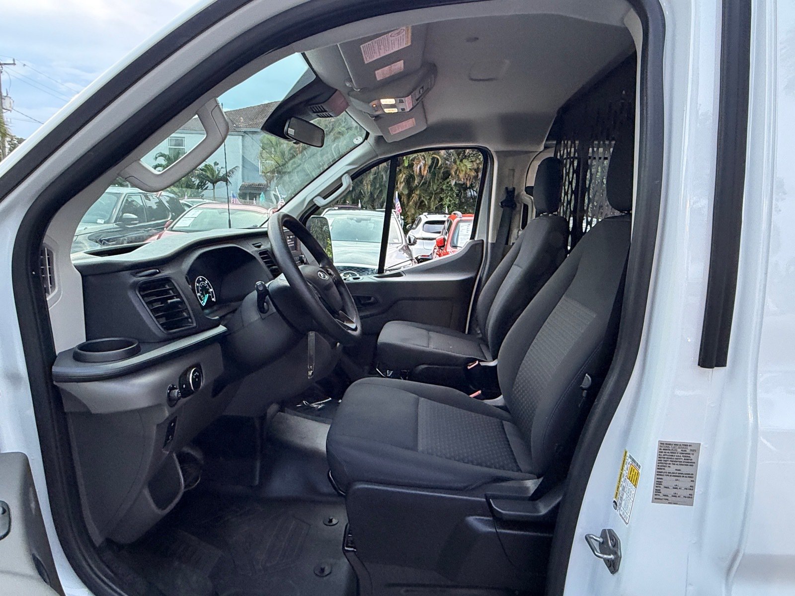 Used 2025 Ford Transit 250 Low Roof w/ Exterior Upgrade Package RWD image 9