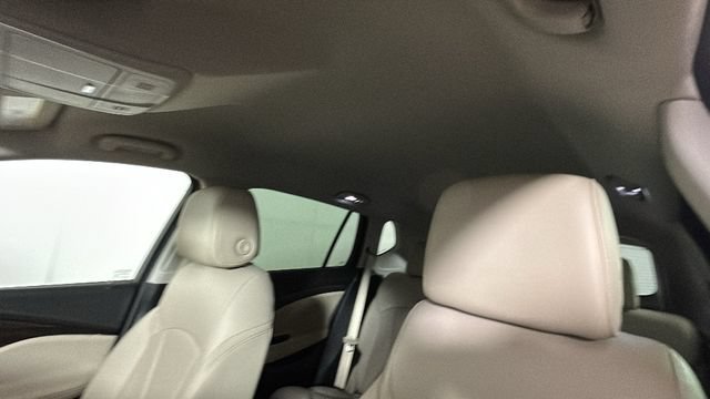 Used 2020 Buick Envision Essence FWD image 13
