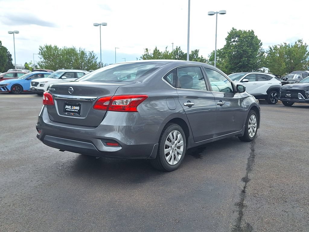 Used 2016 Nissan Sentra S FWD image 3