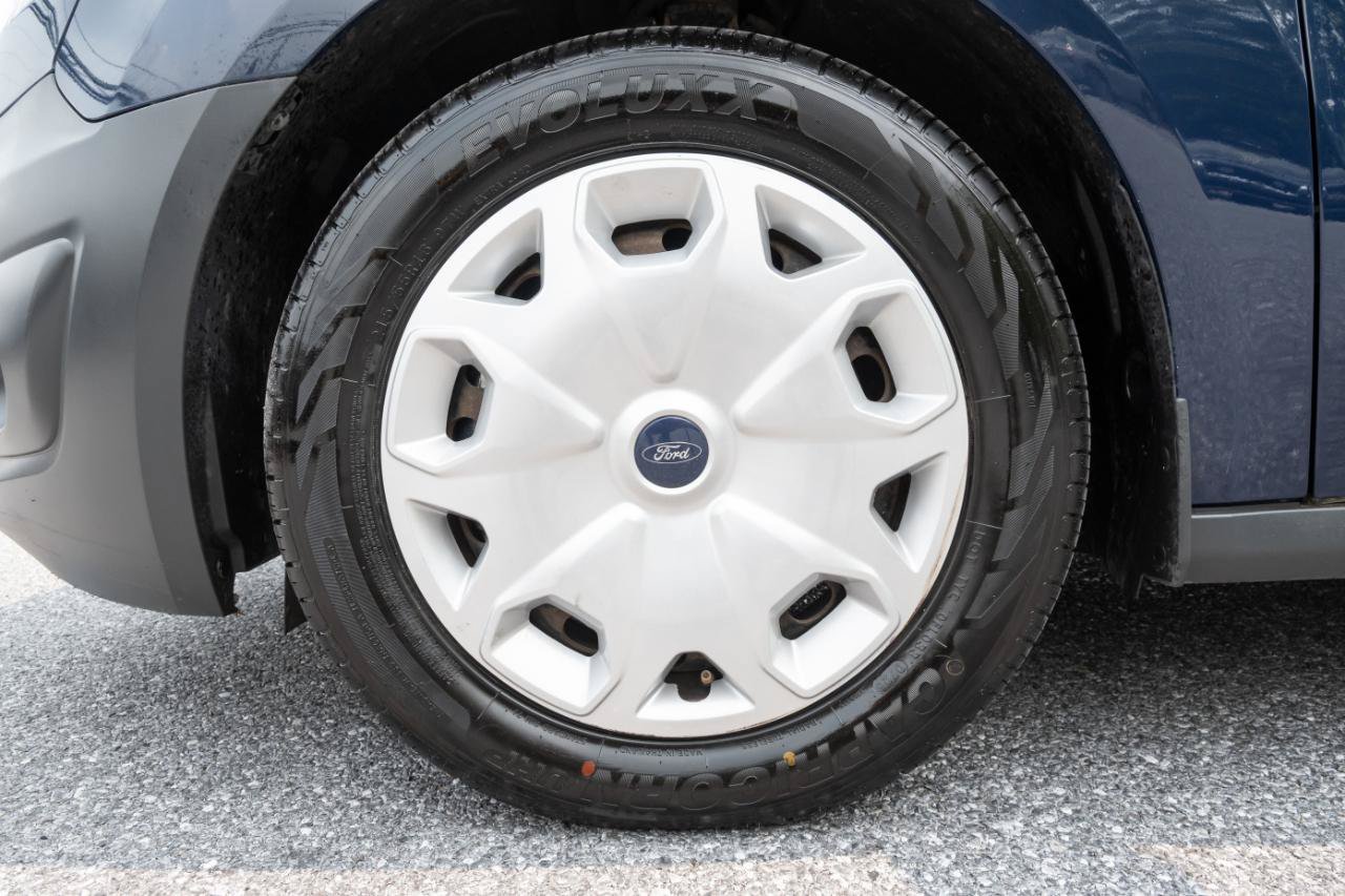 Used 2018 Ford Transit Connect XL FWD image 34