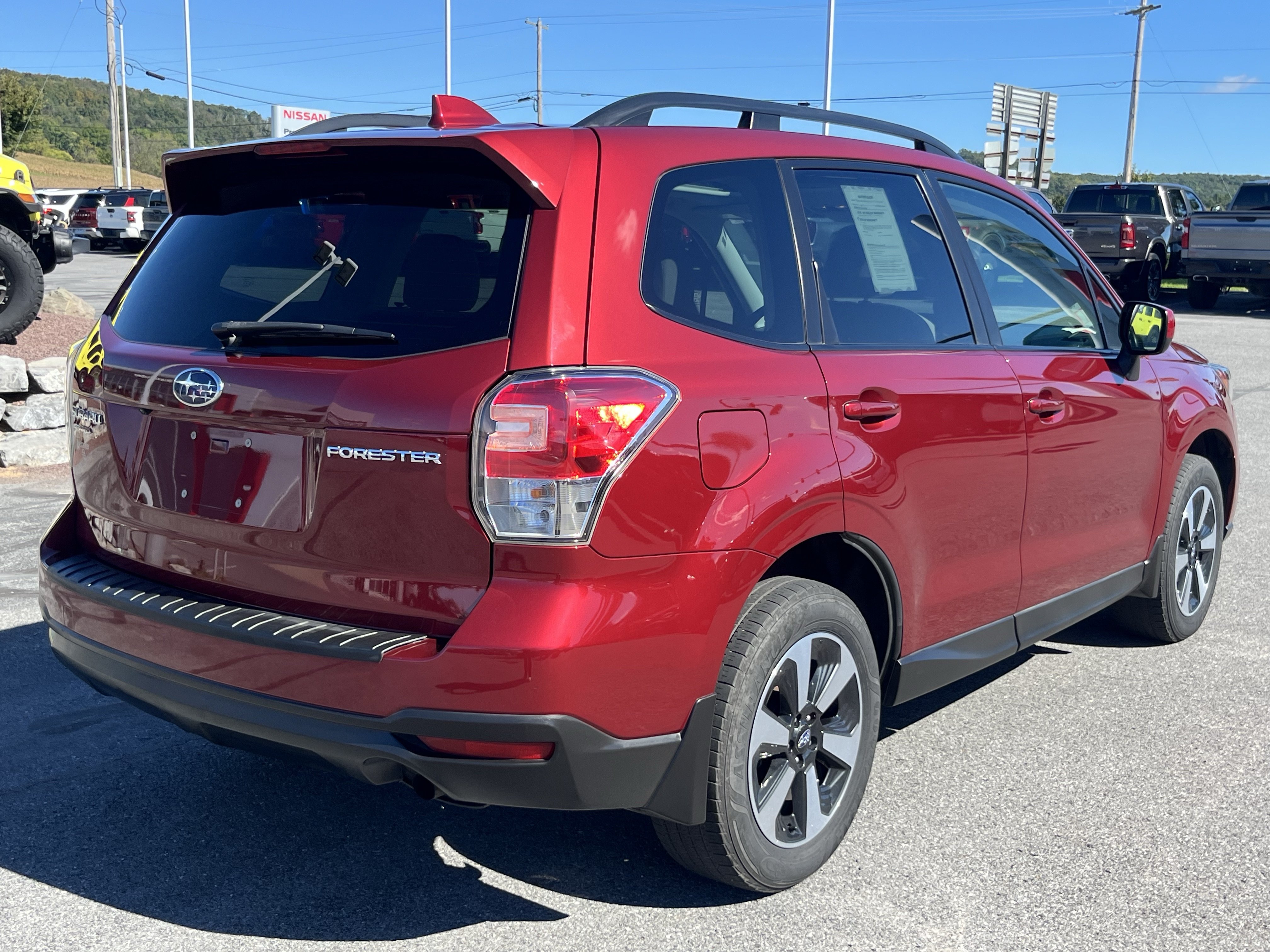 Used 2018 Subaru Forester 2.5i Premium w/ Protection Package #1 AWD/4WD image 5