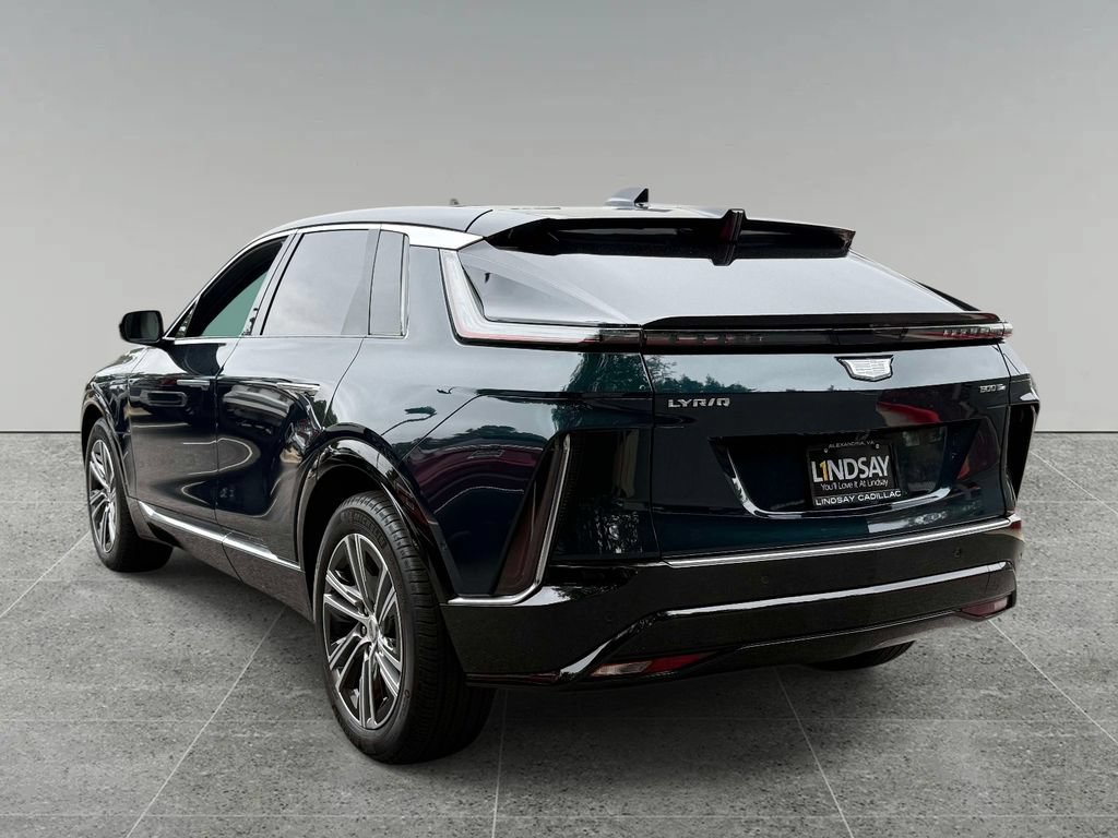 Used 2026 Cadillac Lyriq Luxury w/ LPO, Floor Liner Package AWD/4WD image 12