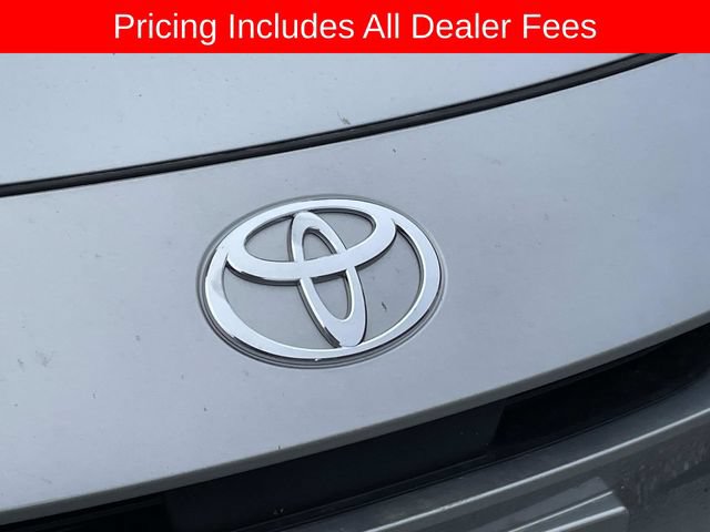 Used 2025 Toyota Prius LE FWD image 13