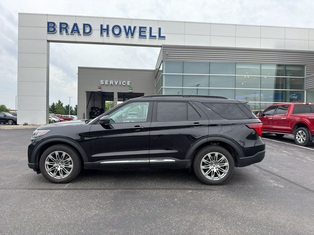 Used 2025 Ford Explorer Active w/ Active Comfort Package