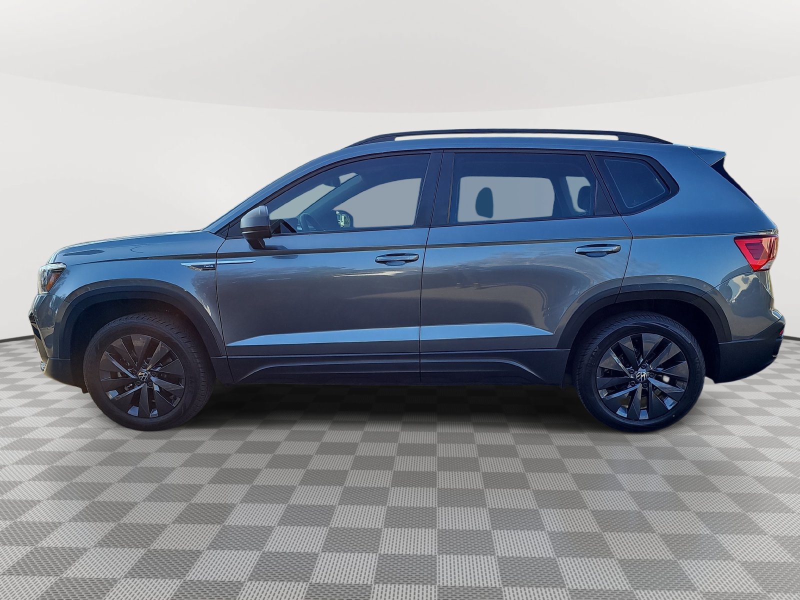 Used 2023 Volkswagen Taos S FWD image 8