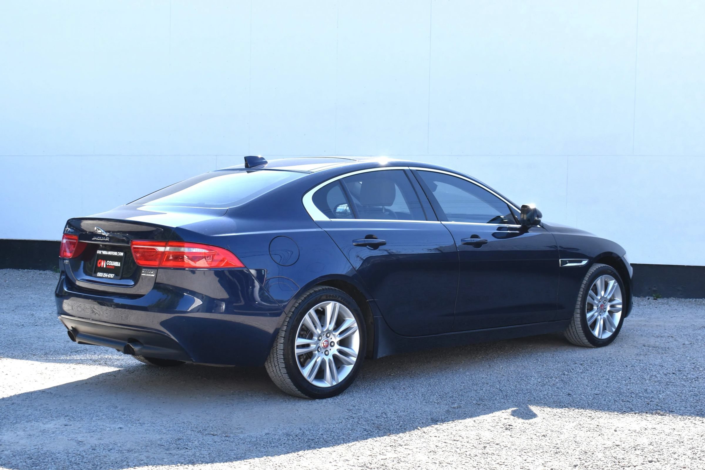 Used 2019 Jaguar XE Premium AWD/4WD image 5