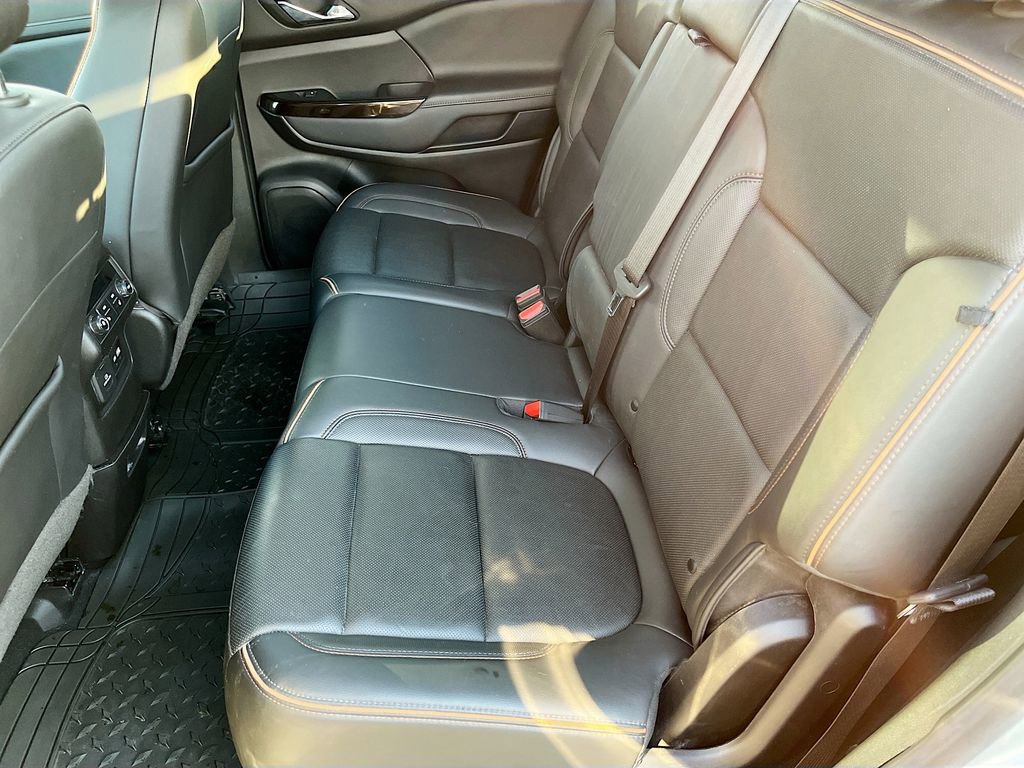 Used 2023 GMC Acadia AT4 w/ Technology Package AWD/4WD image 25