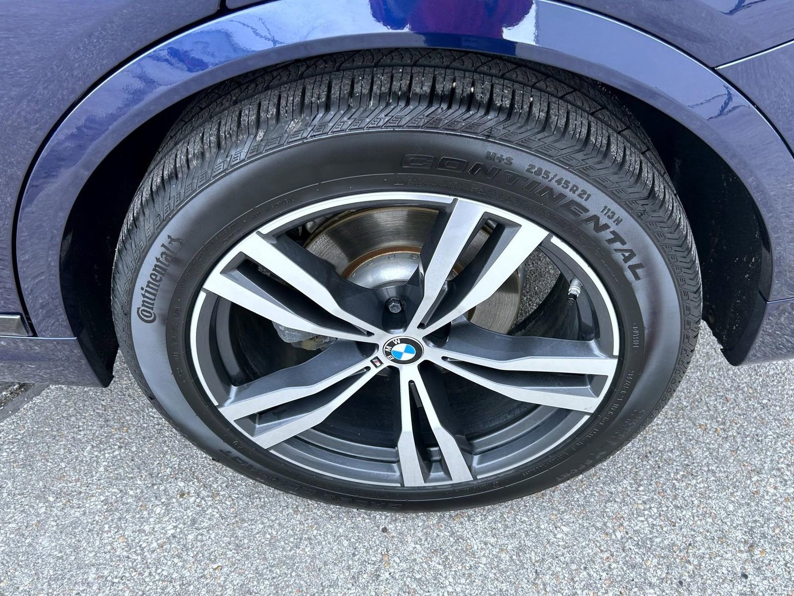 Used 2020 BMW X7 xDrive40i w/ M Sport Package image 24