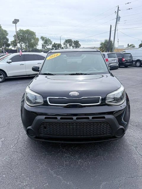 Used 2014 Kia Soul FWD image 9