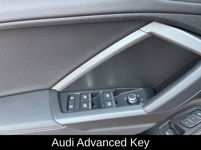 Used 2024 Audi Q3 2.0T Premium Plus image 13
