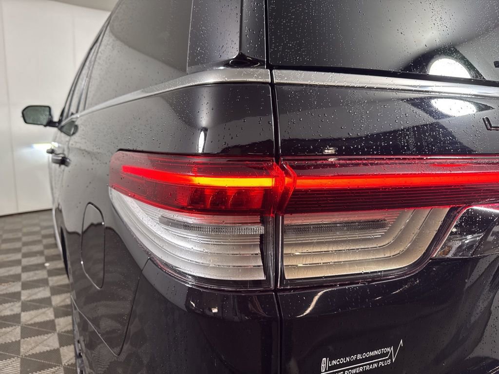 Certified 2023 Lincoln Navigator Black Label image 21