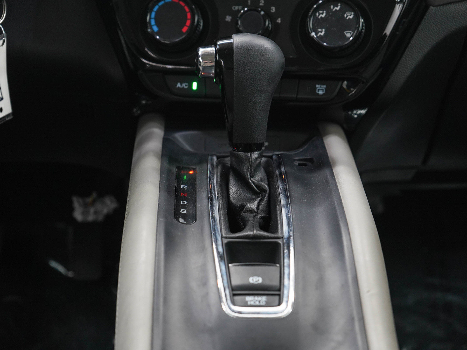 Used 2020 Honda HR-V LX image 18