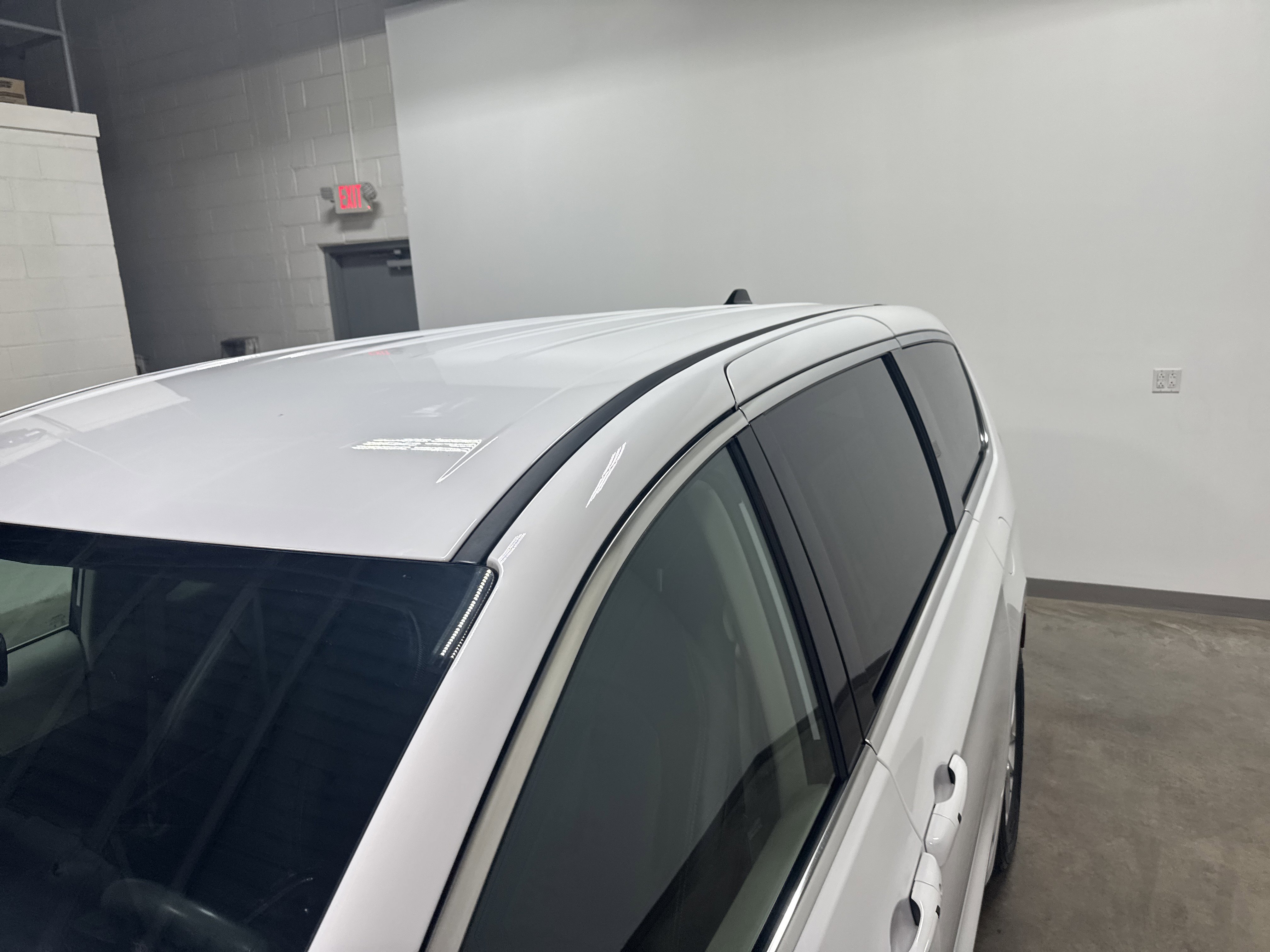 Used 2024 Chrysler Pacifica Touring-L image 11