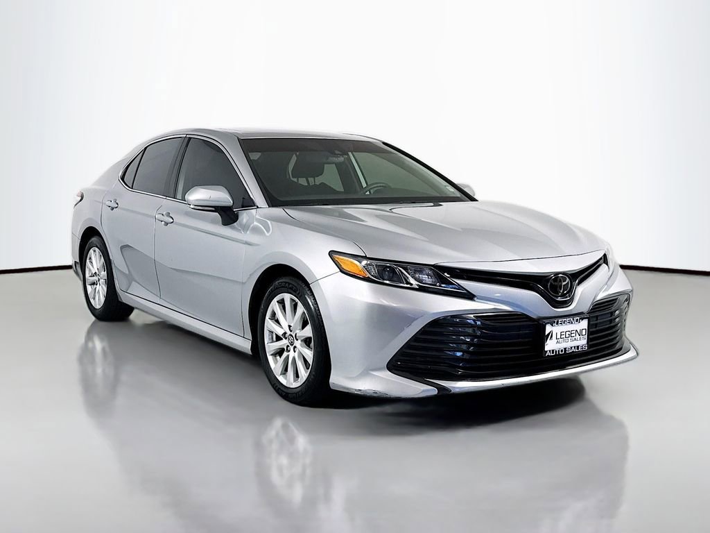 Used 2019 Toyota Camry LE w/ Convenience Package FWD image 3