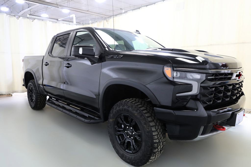 Used 2024 Chevrolet Silverado 1500 ZR2 w/ Technology Package AWD/4WD image 18