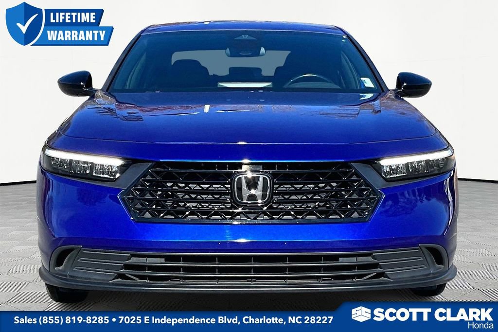 Used 2024 Honda Accord Sport image 2