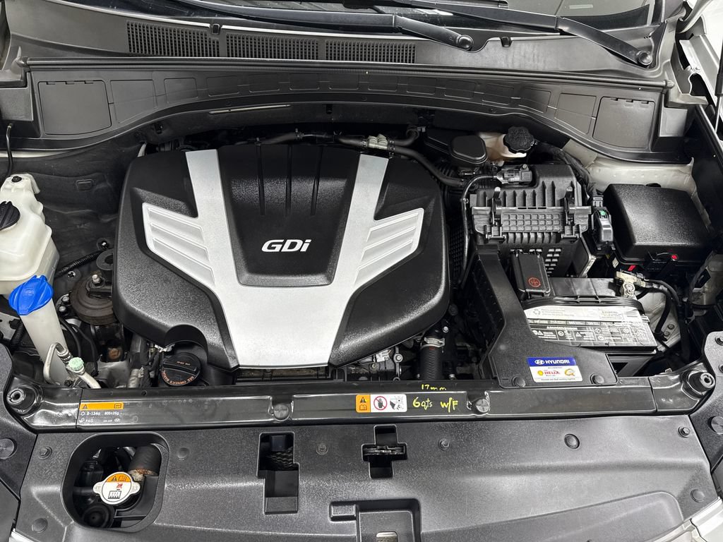 Used 2019 Hyundai Santa Fe XL AWD/4WD image 11