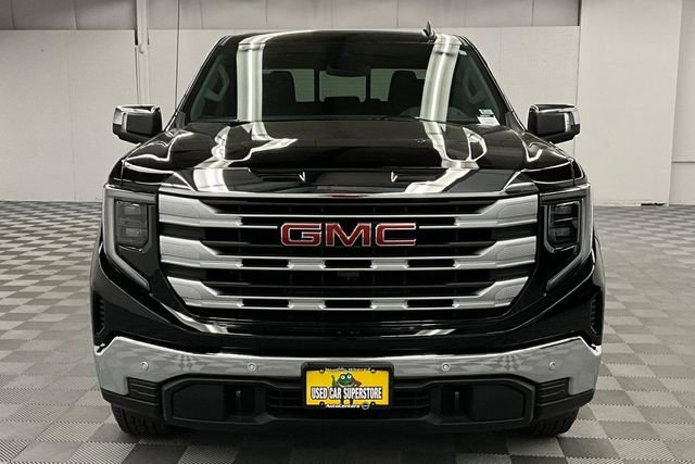 Used 2025 GMC Sierra 1500 SLE w/ Preferred Package AWD/4WD image 4