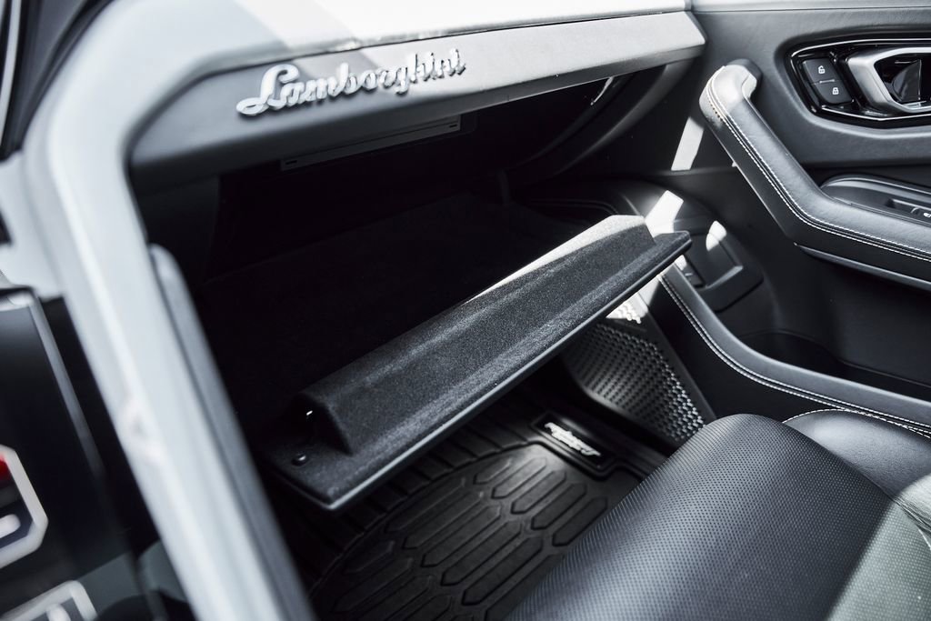 Used 2022 Lamborghini Urus AWD/4WD image 82