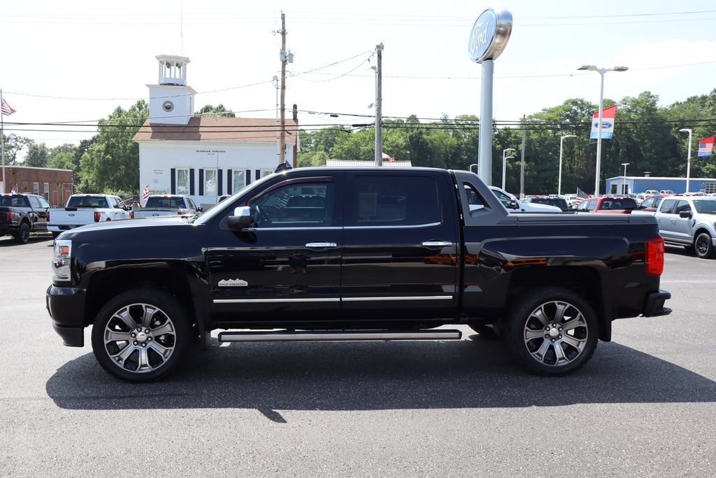 Used 2017 Chevrolet Silverado 1500 High Country w/ High Desert Package AWD/4WD image 14
