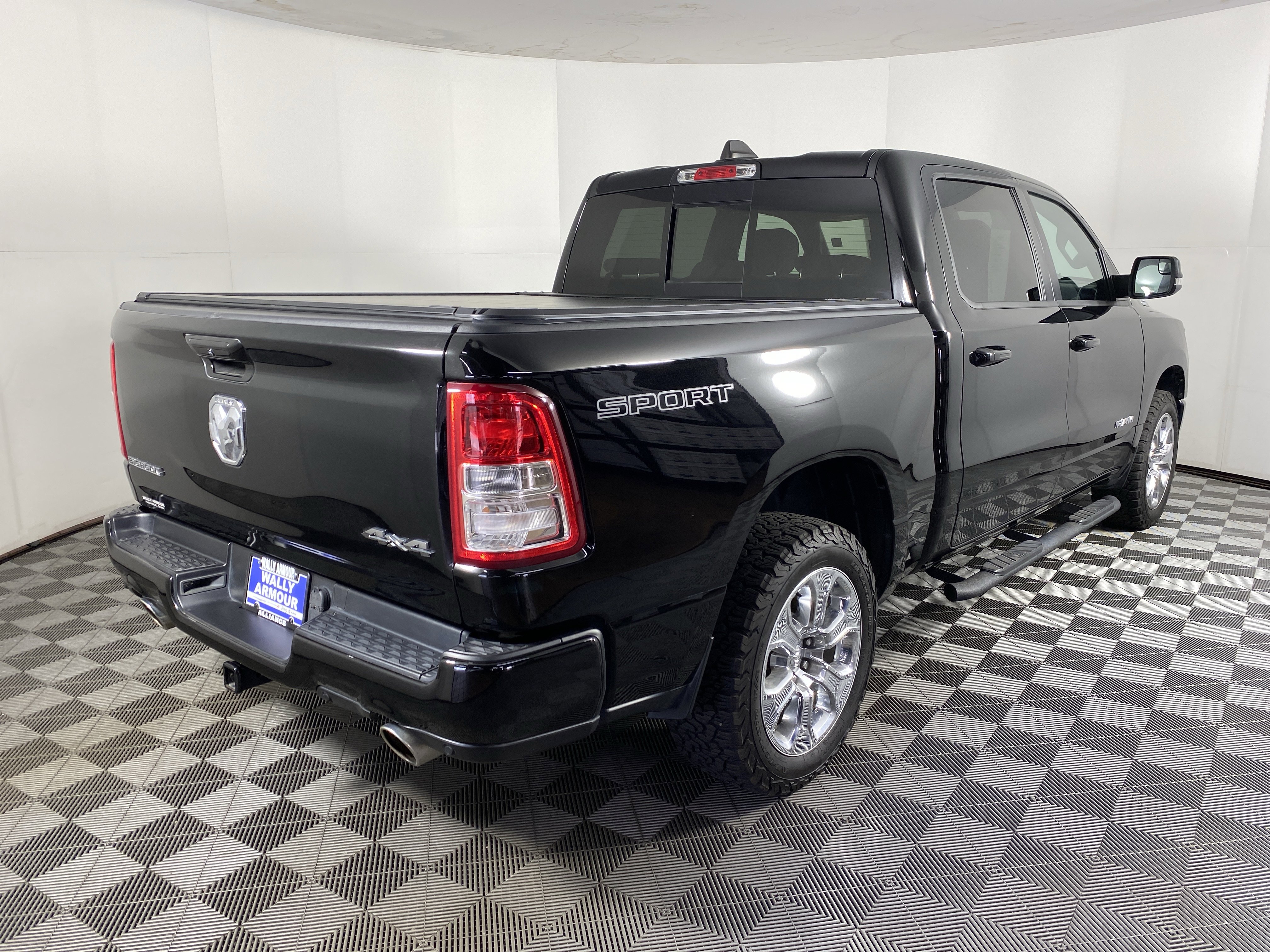 Used 2023 RAM 1500 Big Horn image 8