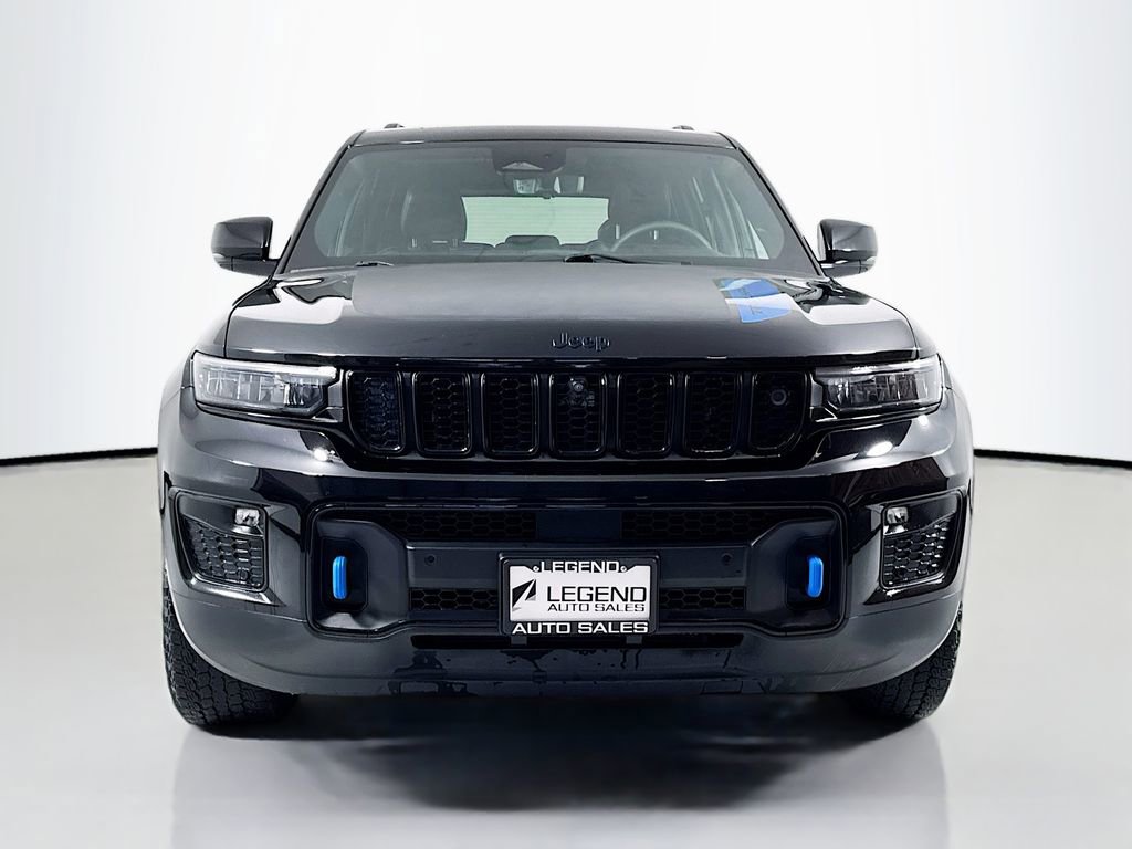 Used 2022 Jeep Grand Cherokee Trailhawk w/ Advanced Protech Group II AWD/4WD image 2