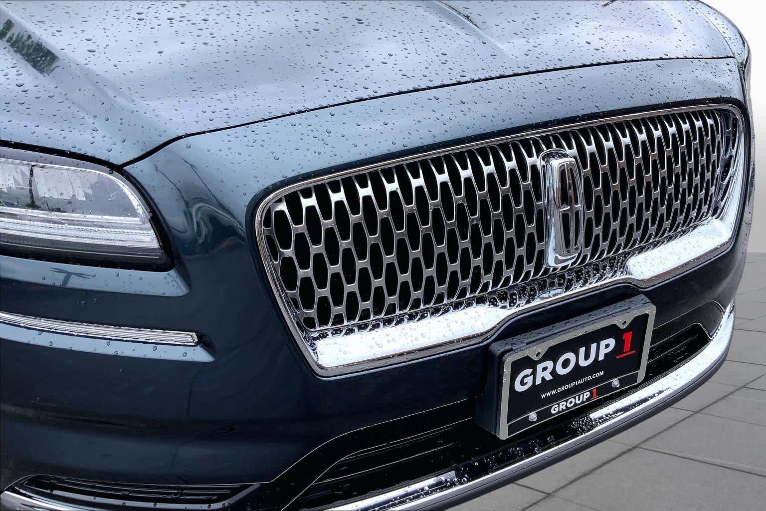 Used 2023 Lincoln Nautilus FWD w/ Premium Package image 28