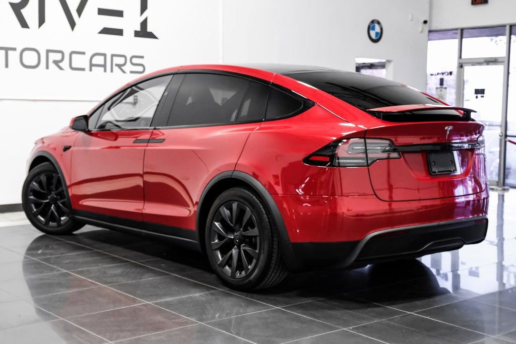 Used 2023 Tesla Model X image 18