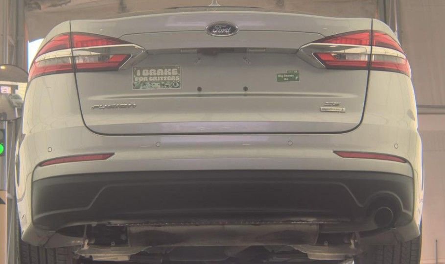 Used 2020 Ford Fusion SE image 6