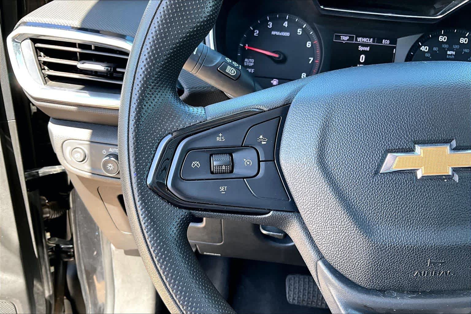 Used 2023 Chevrolet TrailBlazer LT w/ Convenience Package FWD image 26