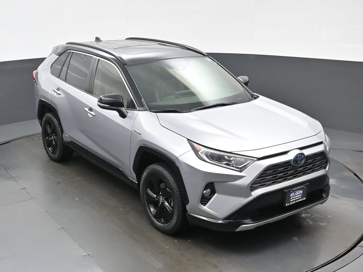 Used 2020 Toyota RAV4 XSE w/ XSE Grade Weather Package AWD/4WD image 40