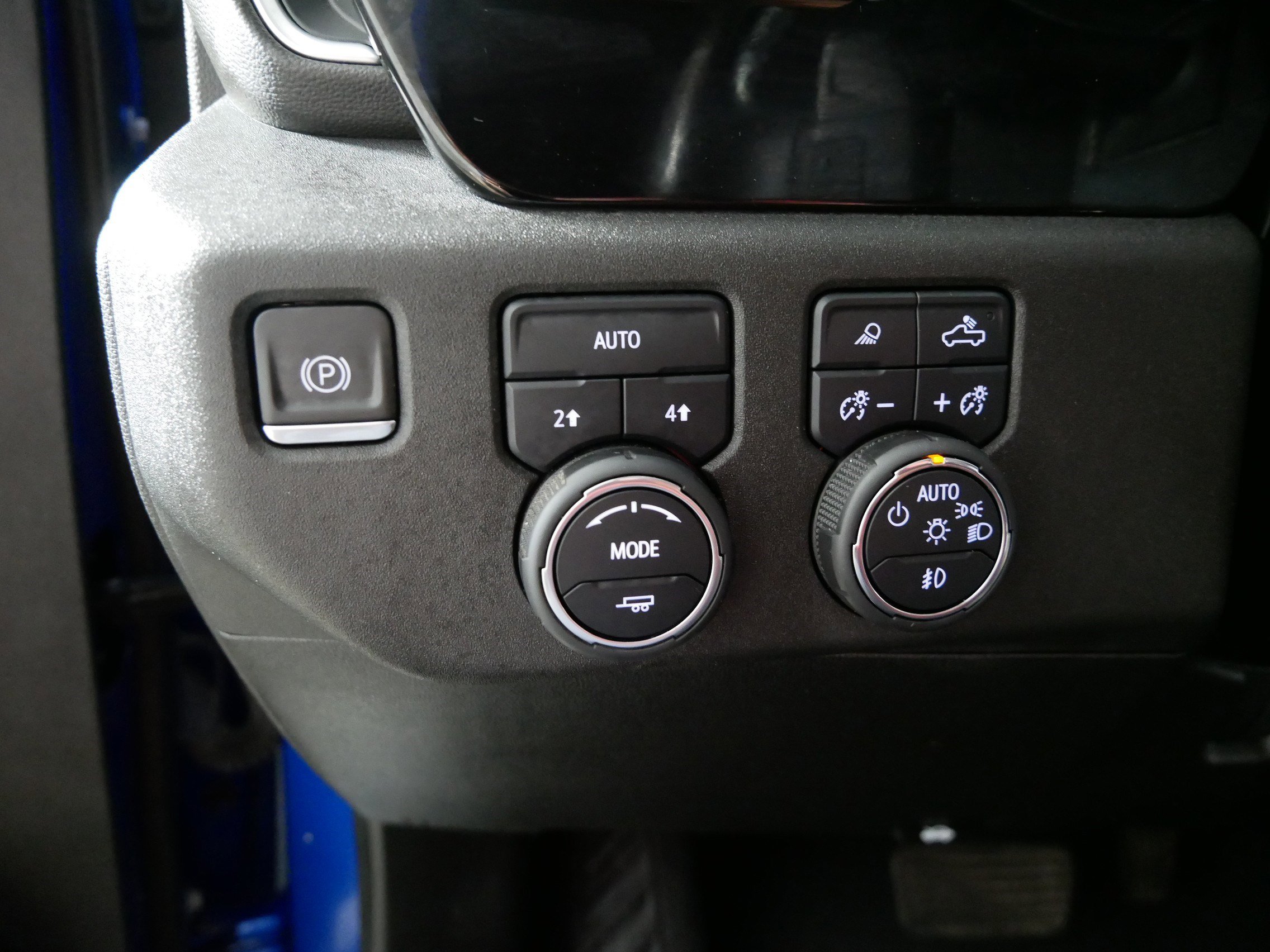 Used 2022 Chevrolet Silverado 1500 RST w/ RST All Star Premium Package AWD/4WD image 26