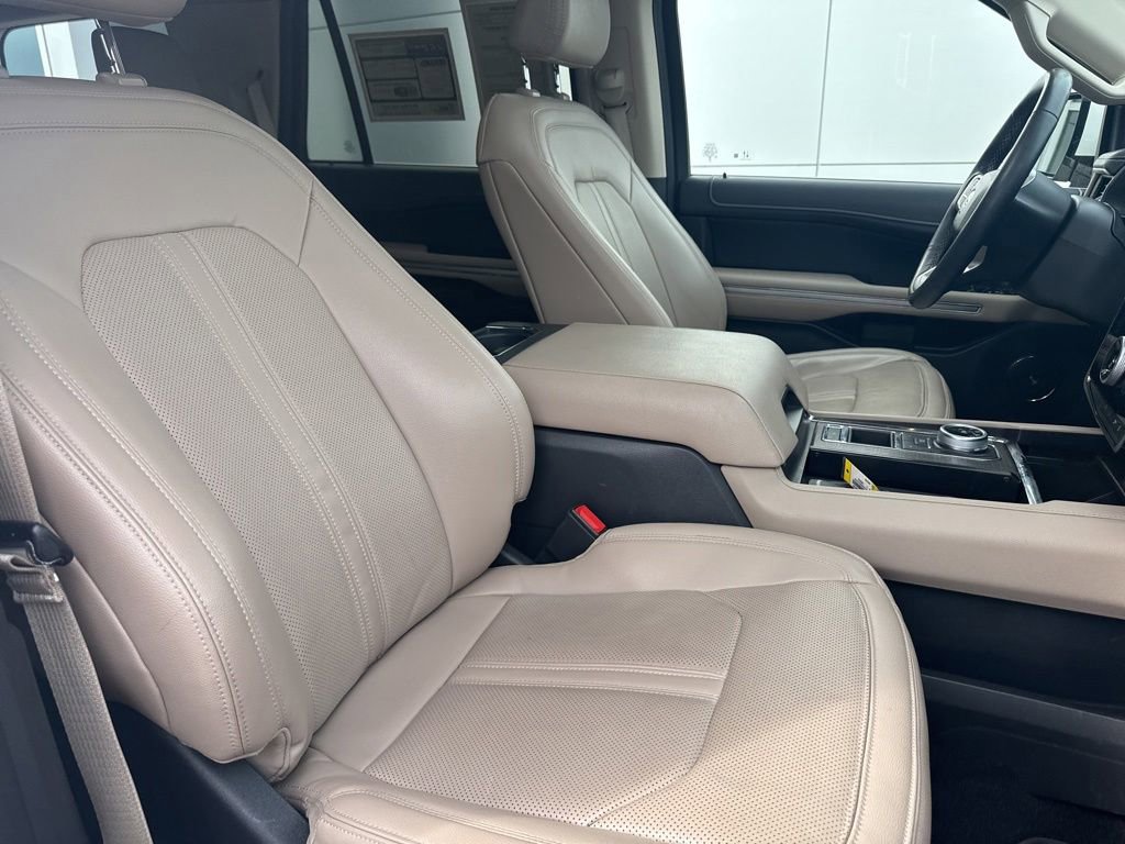 Used 2023 Ford Expedition Limited RWD image 34