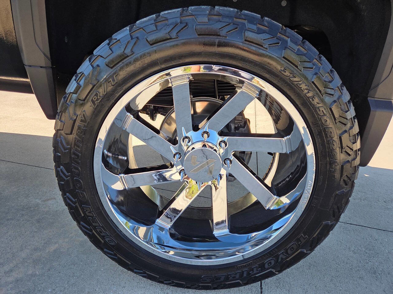 Used 2020 GMC Sierra 3500 Denali w/ Denali Ultimate Package AWD/4WD image 9
