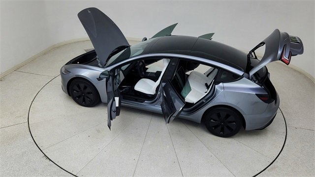 Used 2025 Tesla Model 3 Long Range image 86